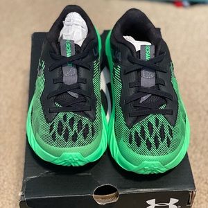 Under Armour little kids, size 11 sneakers